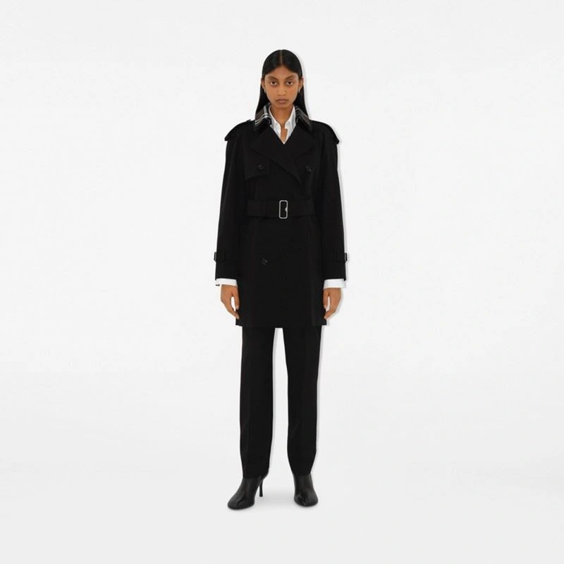 Sporty Burberry Outwear 103825
