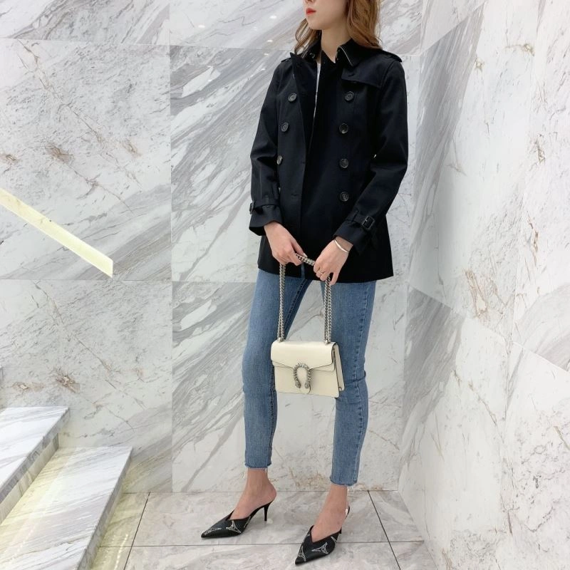 Youthful Burberry Outwear 103948