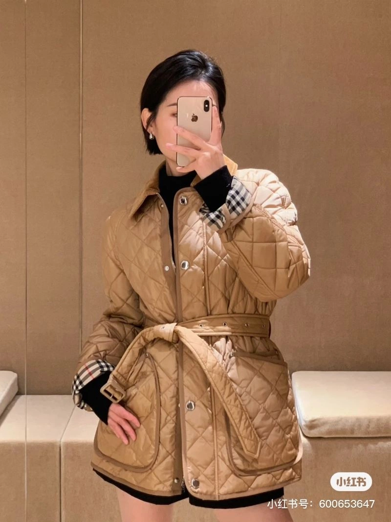 Burberry Outwear Sophisticated 103855