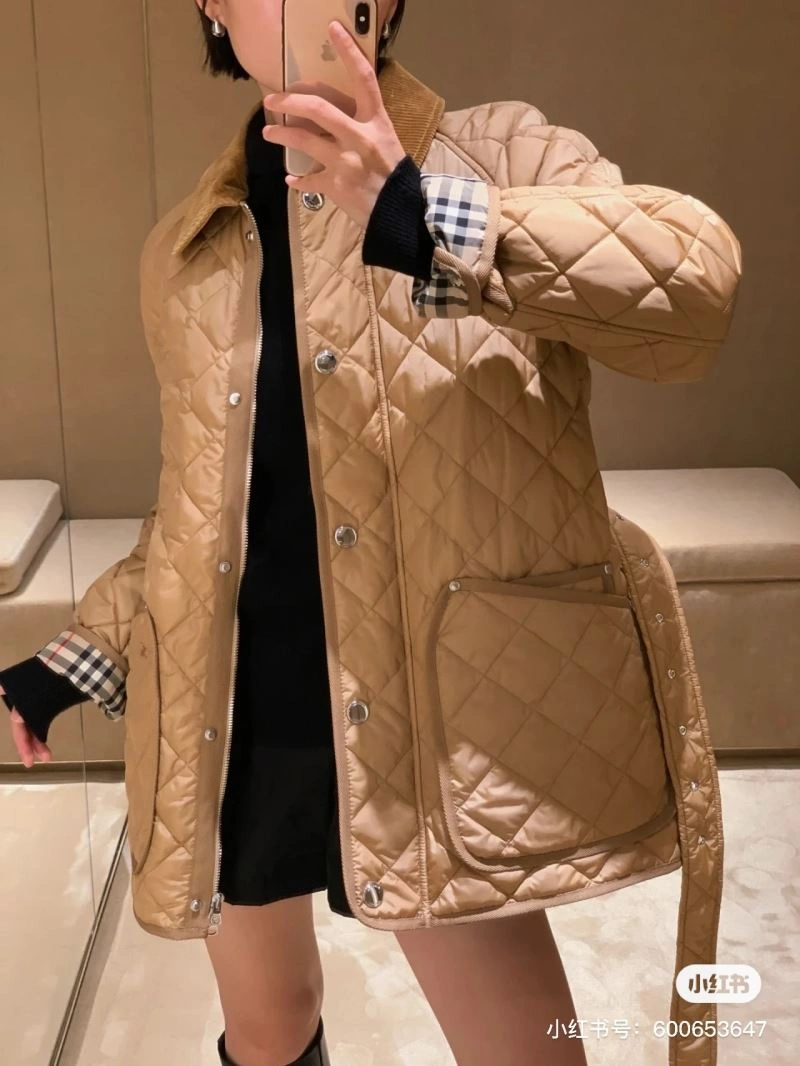 Burberry Outwear Sophisticated 103855