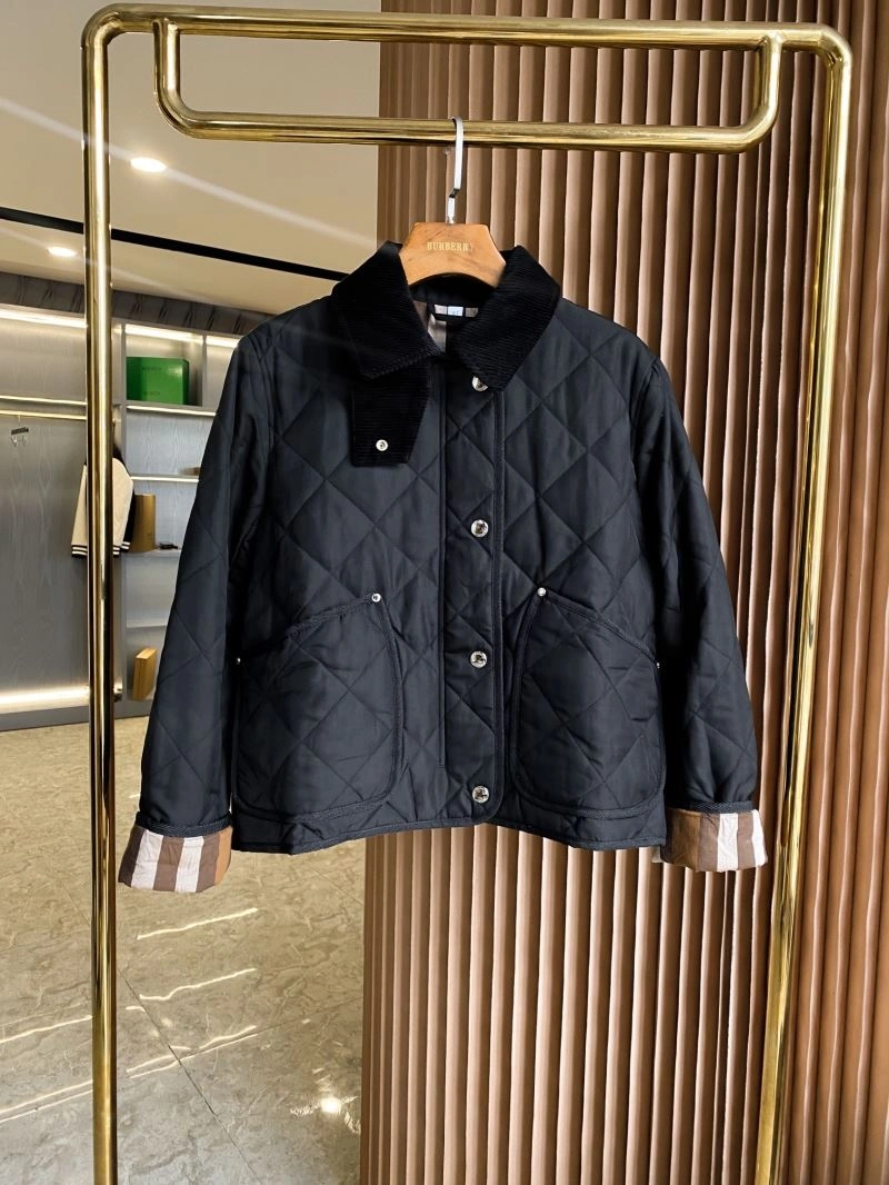 Burberry Outwear Unique 103905