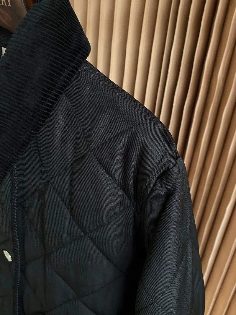 Burberry Outwear Unique 103905