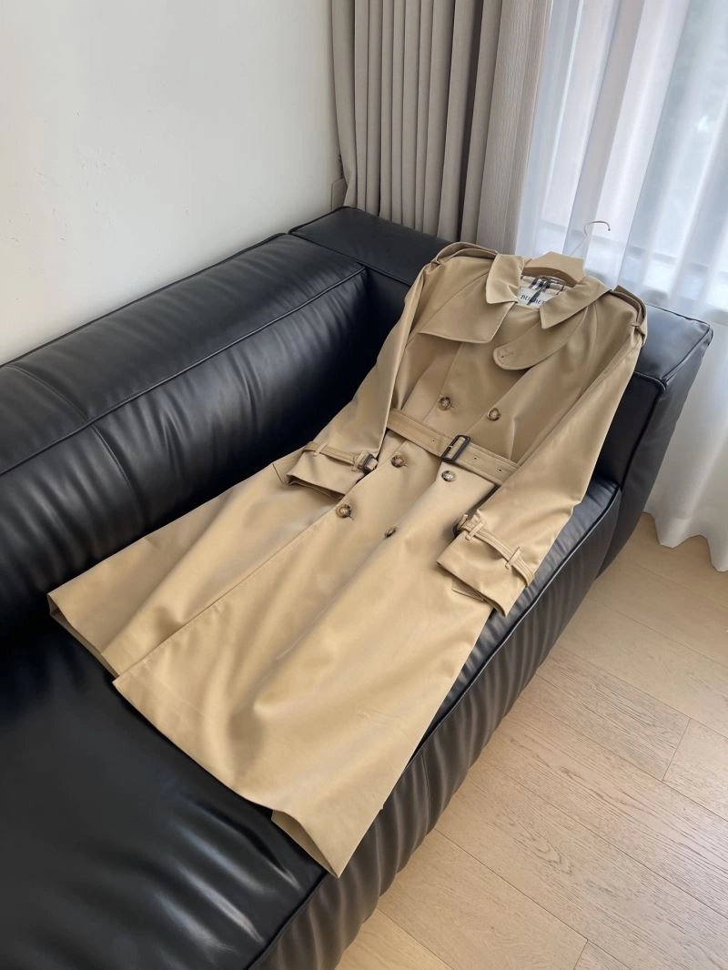 UrbanChic Burberry Outwear 103819