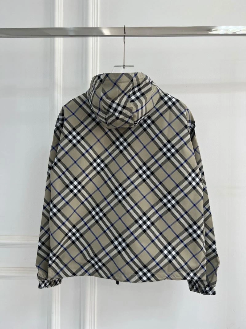 Burberry Outwear Flexible 103814