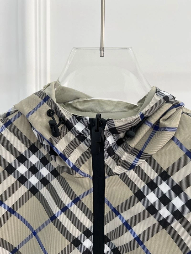 Burberry Outwear Flexible 103814