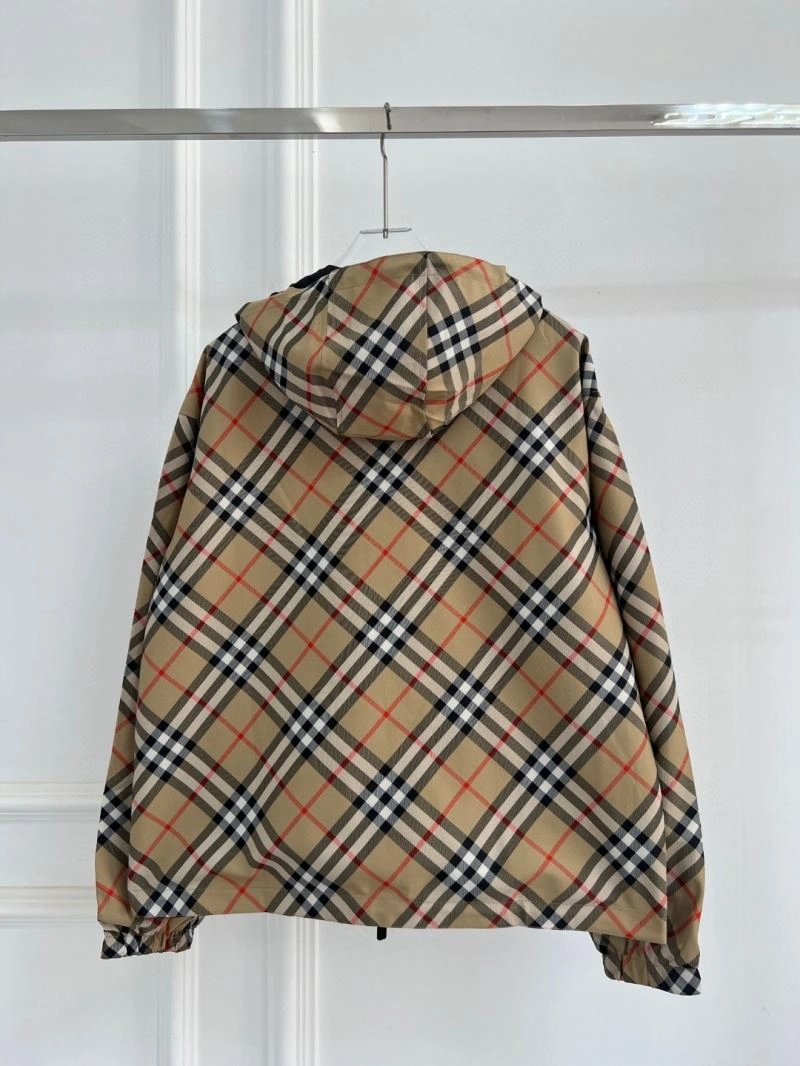 Burberry Outwear Soft 103853