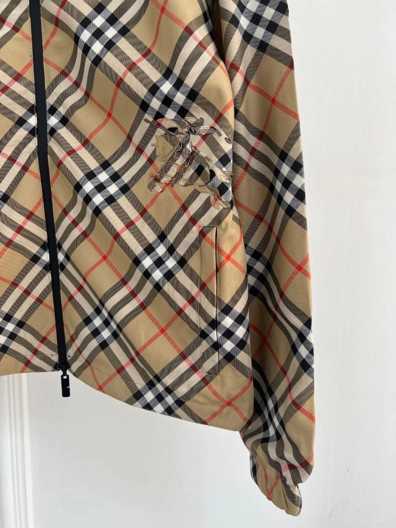 Burberry Outwear Soft 103853