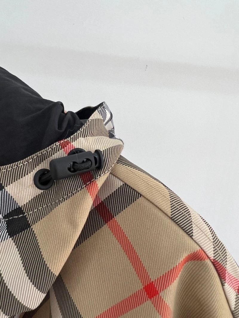 Burberry Outwear Soft 103853
