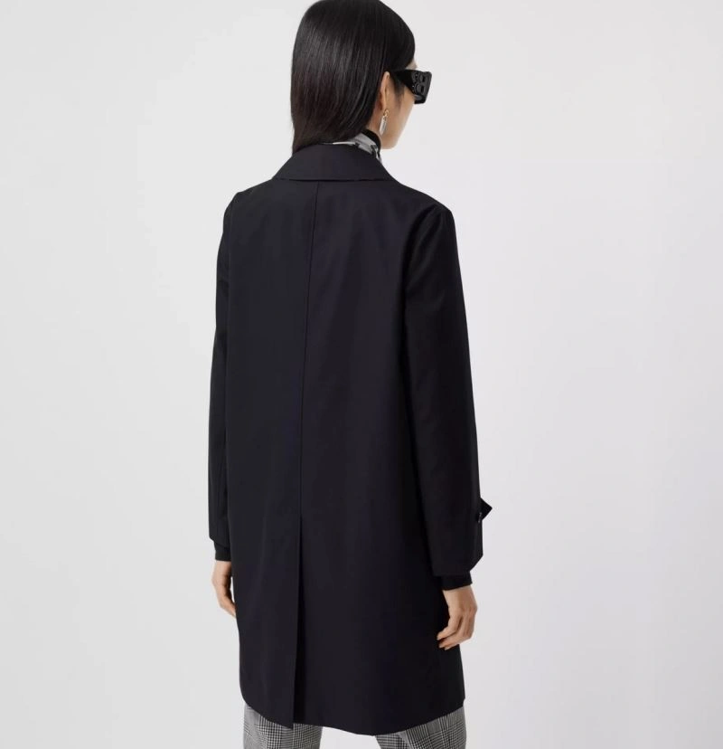 Burberry Outwear SoftTouch 103854