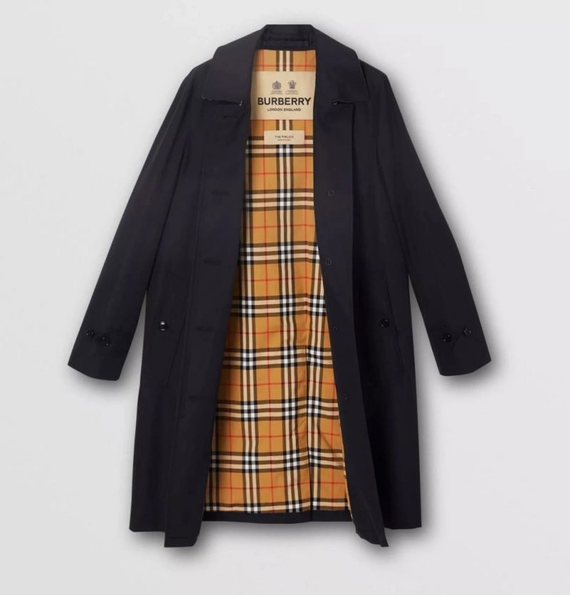 Burberry Outwear SoftTouch 103854