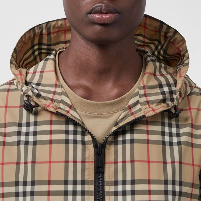 Comfortable Burberry Outwear 103812