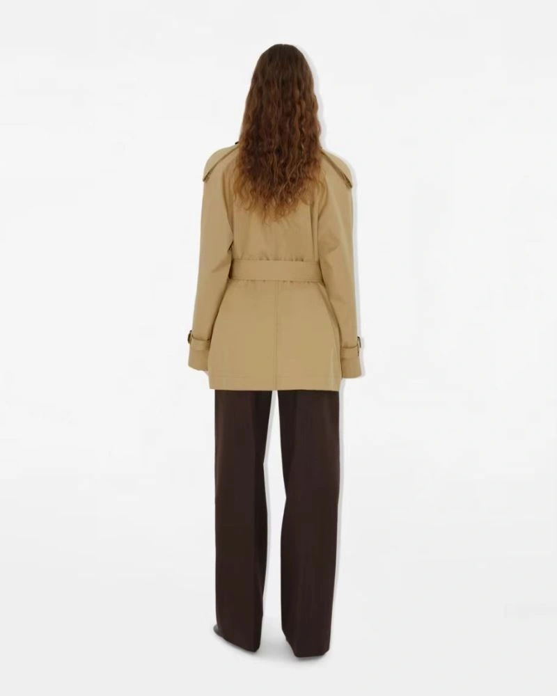 Stylish Burberry Outwear 103800