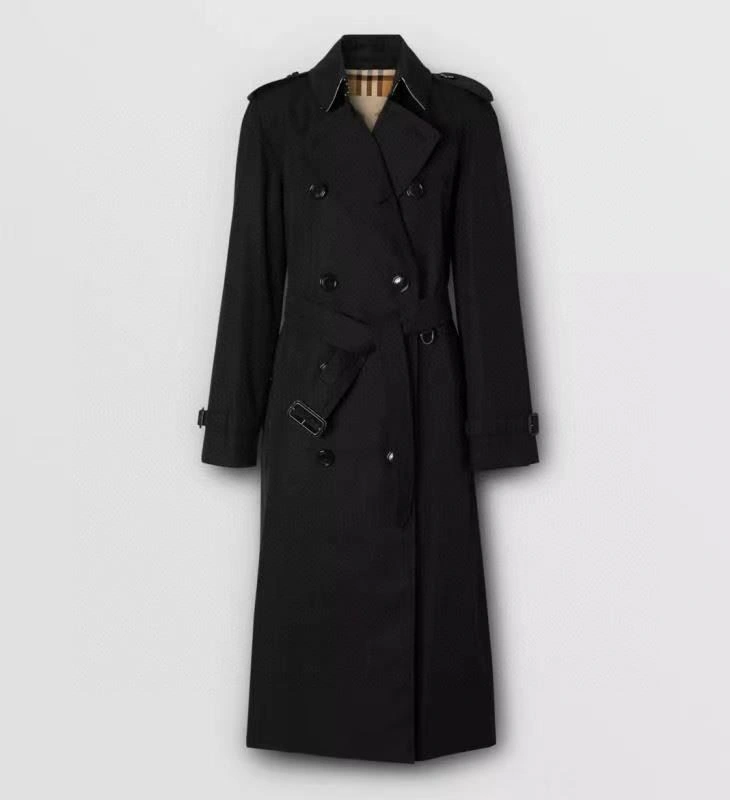 HighPerformance Burberry Outwear 103793