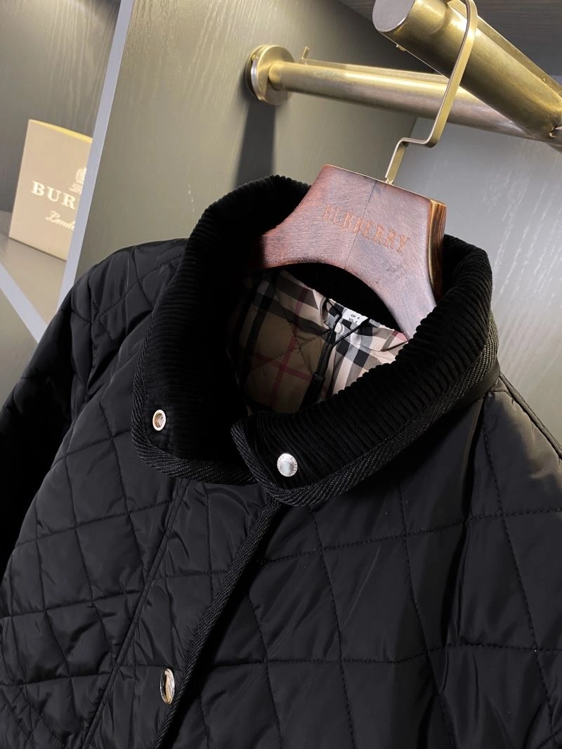 Burberry Outwear WellDesigned 103798