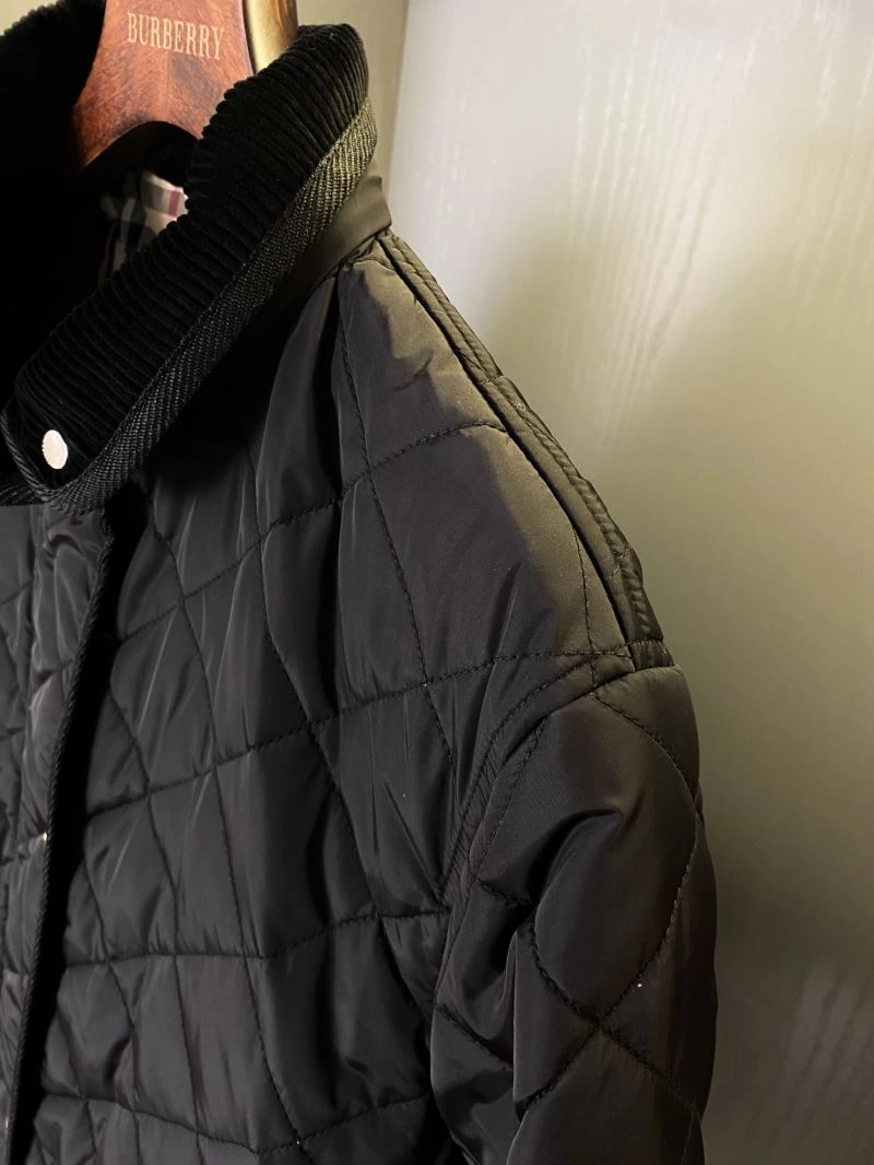 Burberry Outwear WellDesigned 103798