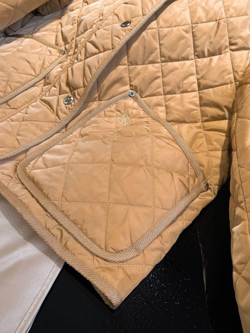 MoistureWicking Burberry Outwear 103801