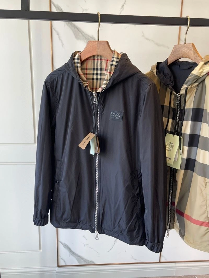 Youthful Burberry Outwear 103796