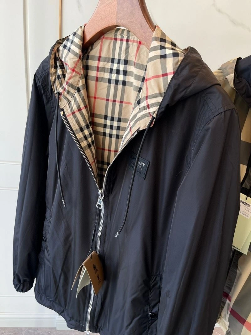 Youthful Burberry Outwear 103796