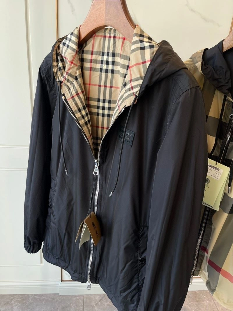 Youthful Burberry Outwear 103796