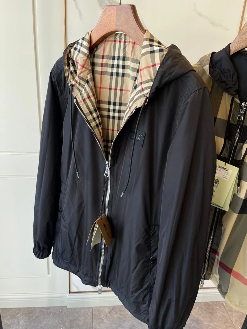 Youthful Burberry Outwear 103796