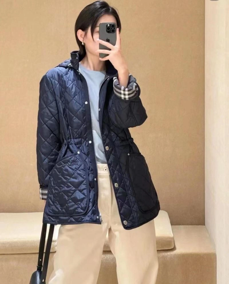 Burberry Outwear WeatherProof 103839