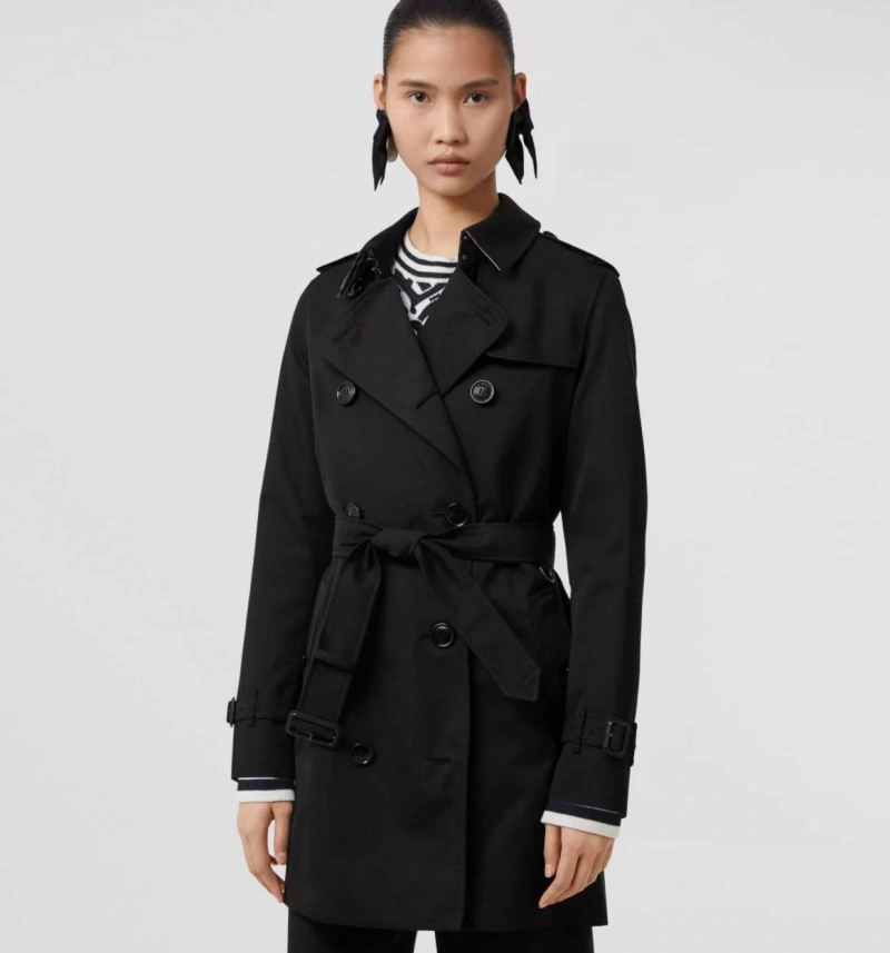 Lightweight Burberry Outwear 103787