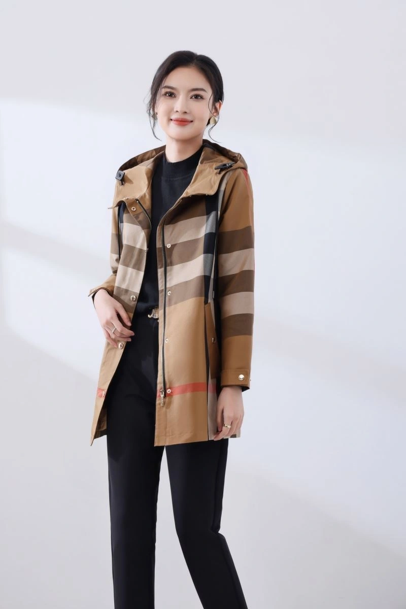 MultiPurpose Burberry Outwear 103771