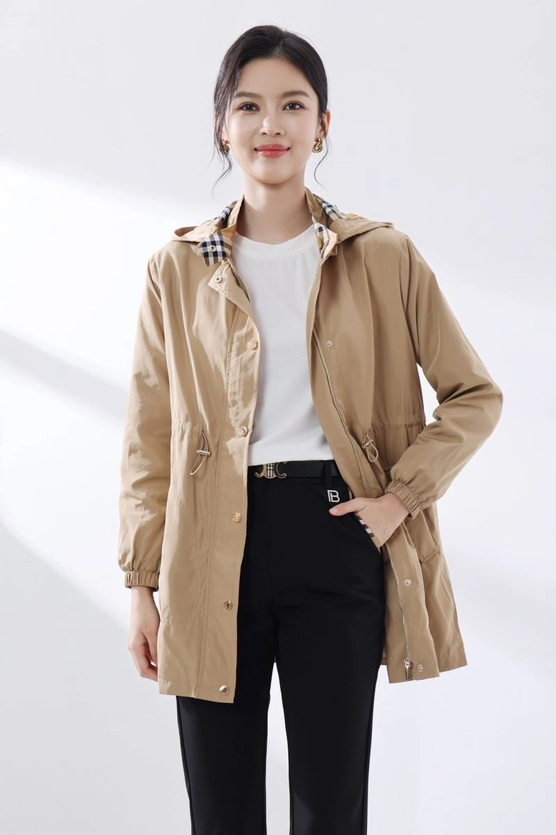 Burberry Outwear WeatherProof 103809