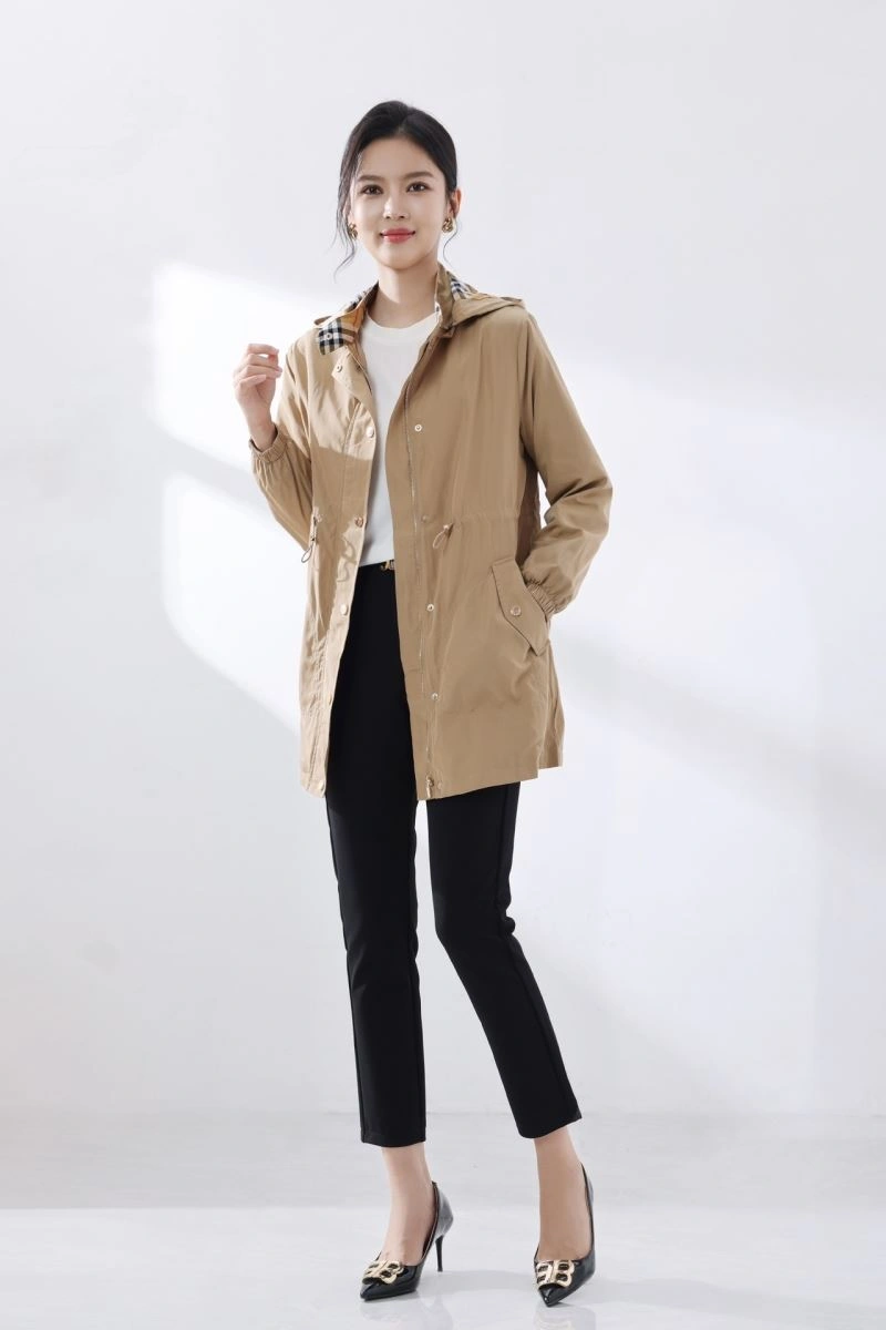 Burberry Outwear WeatherProof 103809