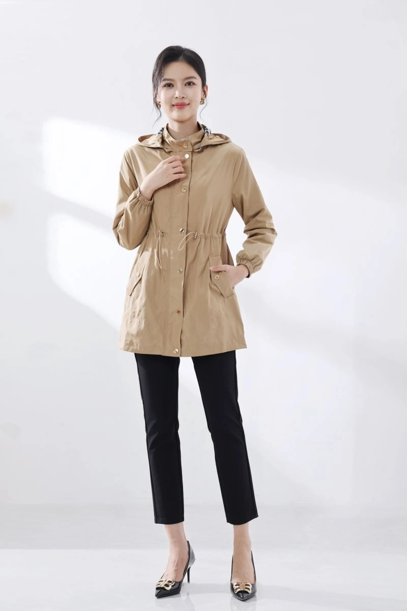 Burberry Outwear WeatherProof 103809