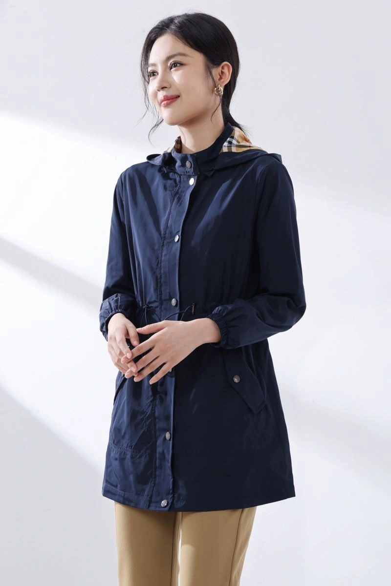 Burberry Outwear Stylish 103764