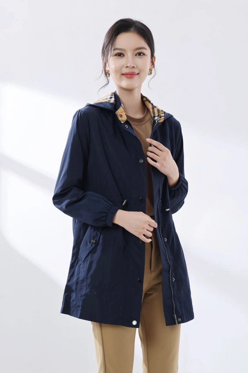 Burberry Outwear Stylish 103764