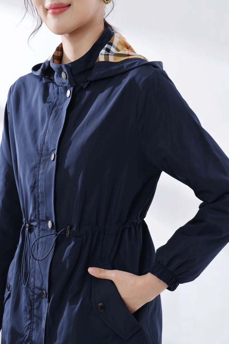 Burberry Outwear Stylish 103764