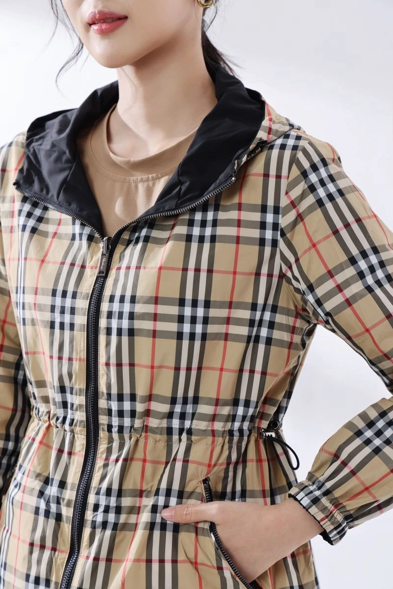 Burberry Outwear SoftTouch 103760