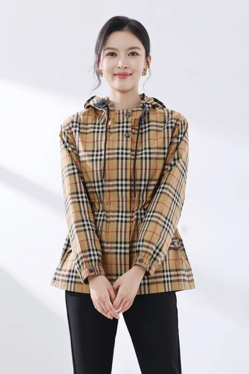 Burberry Outwear EasyMatch 103808