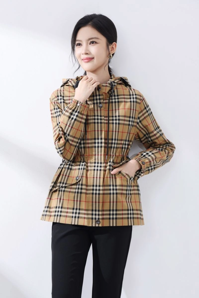 Burberry Outwear EasyMatch 103808