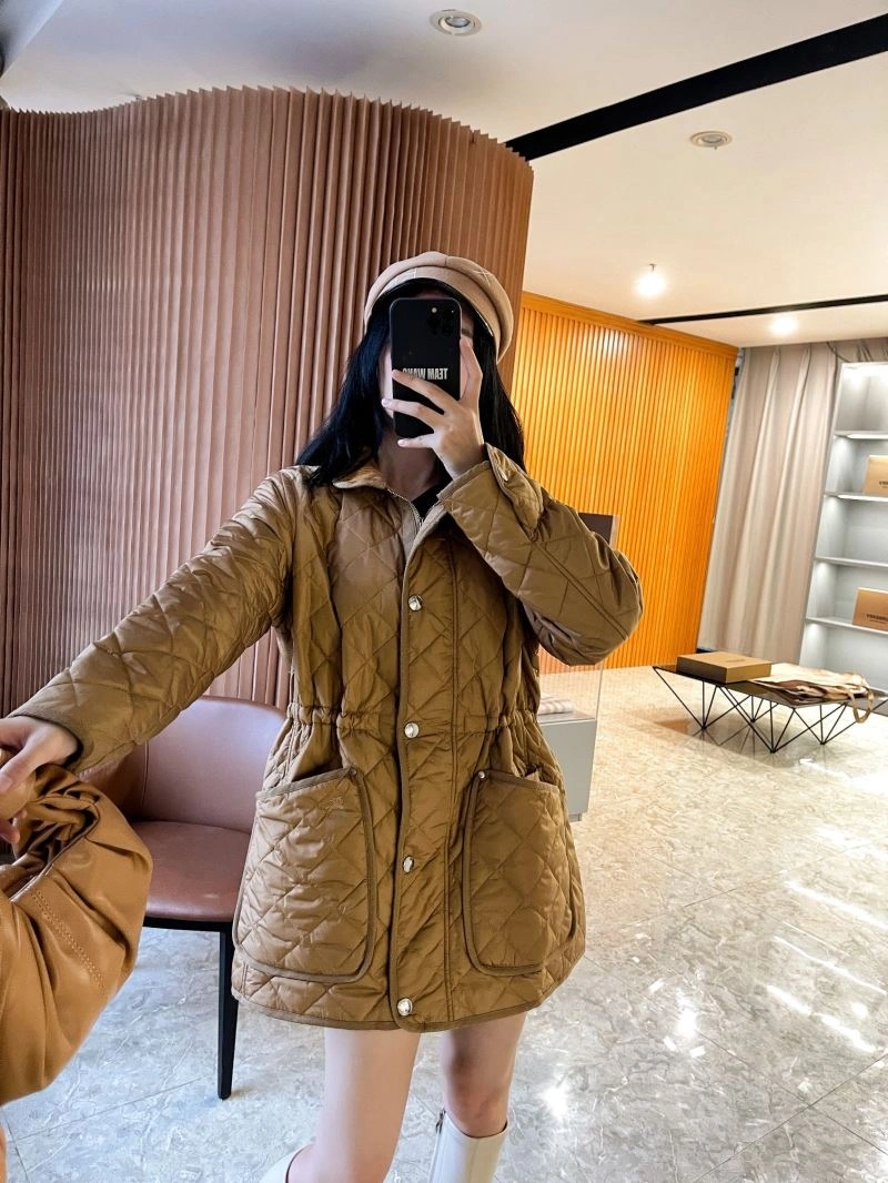 HighQuality Burberry Outwear 103766