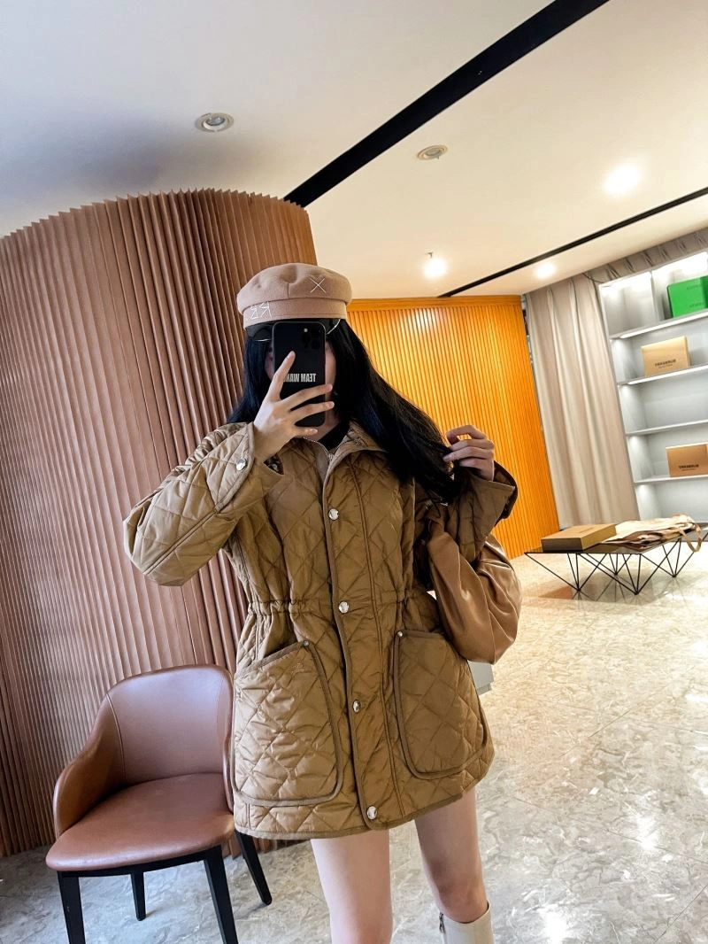 HighQuality Burberry Outwear 103766