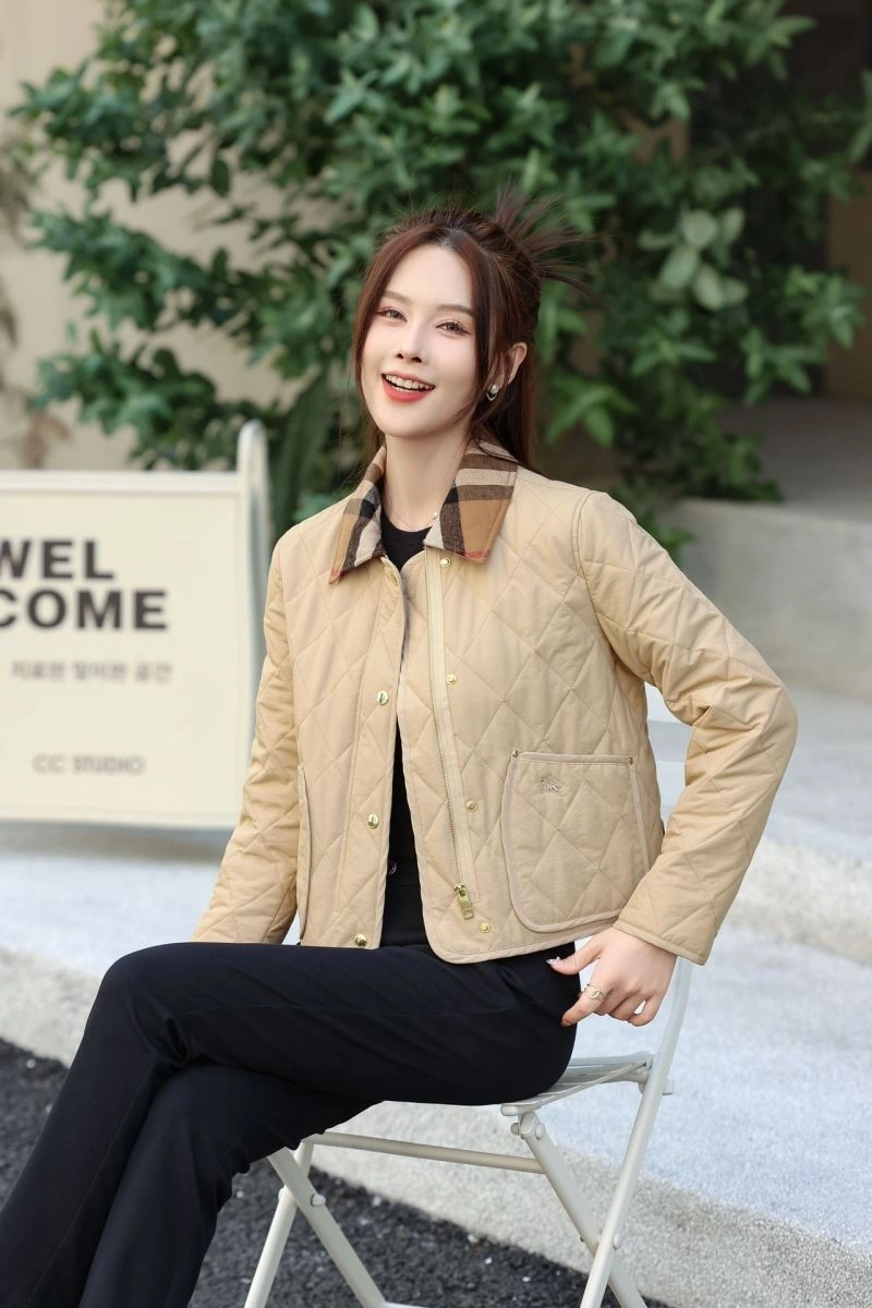 Burberry Outwear UrbanStyle 103748