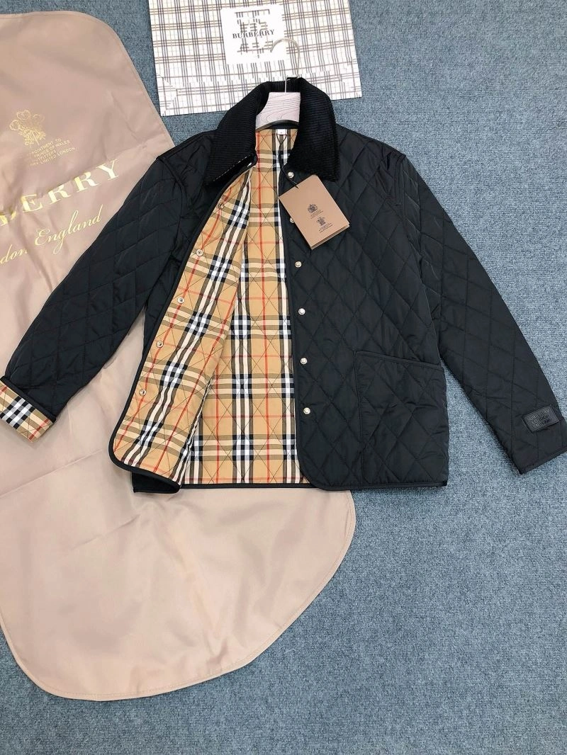 Burberry Outwear Durable 103745