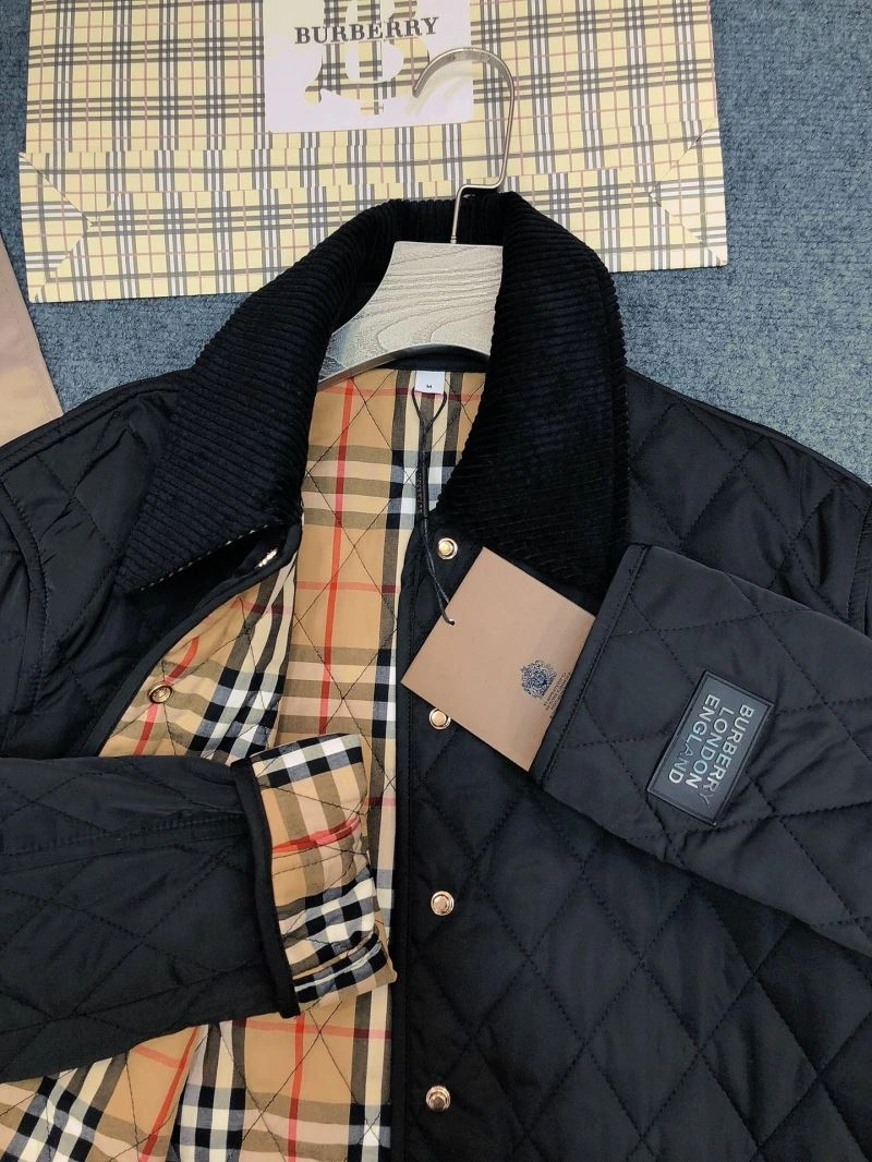 Burberry Outwear Durable 103745