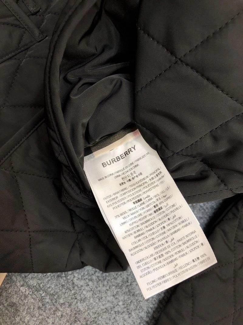 Burberry Outwear Durable 103745