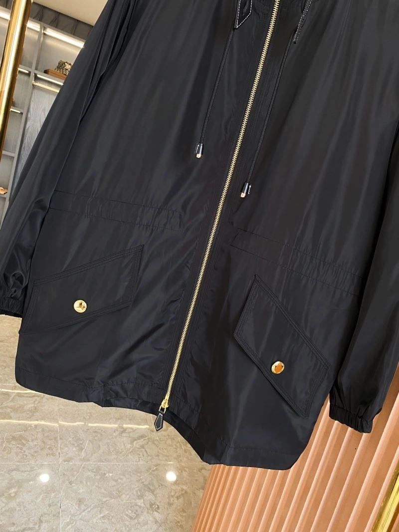 Burberry Outwear WrinkleFree 103744