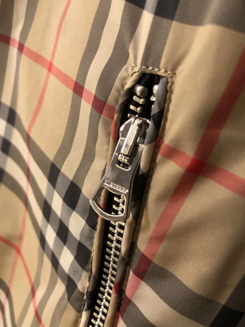 Supportive Burberry Outwear 103776