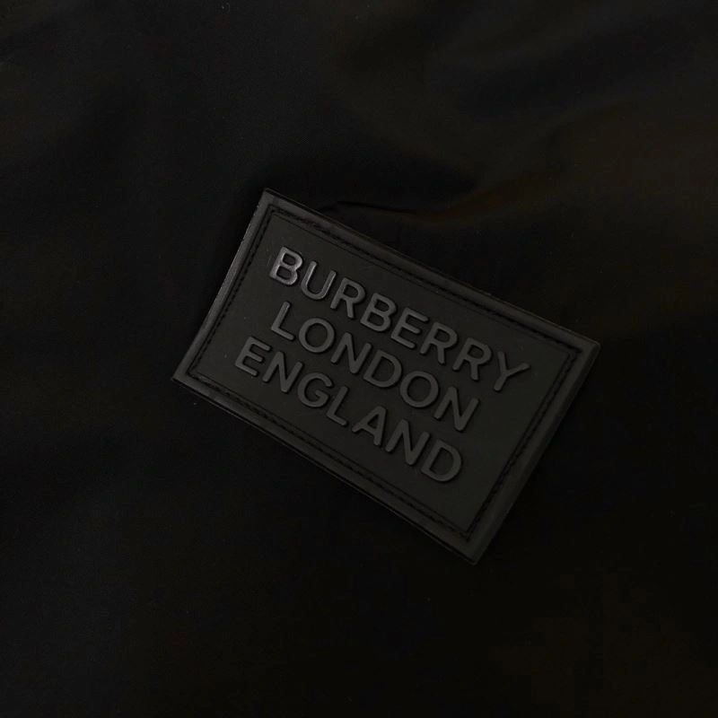 MoistureWicking Burberry Outwear 103781