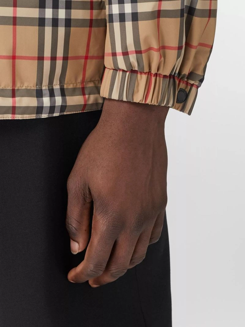 TechFriendly Burberry Outwear 103741