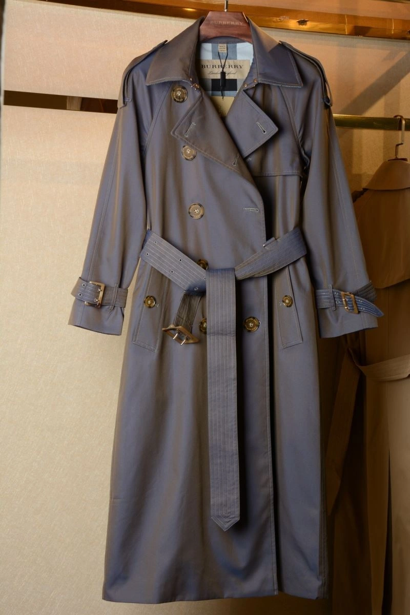 FlexibleFit Burberry Outwear 103740