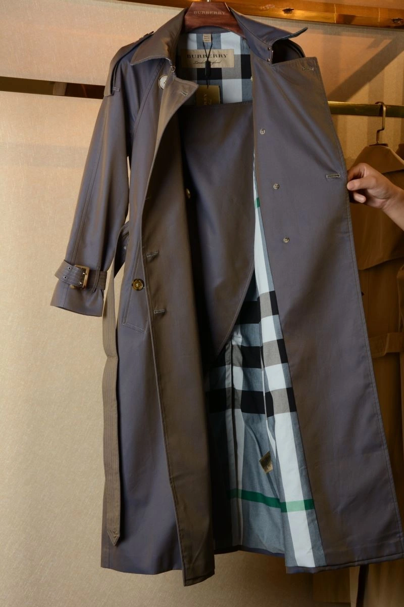 FlexibleFit Burberry Outwear 103740