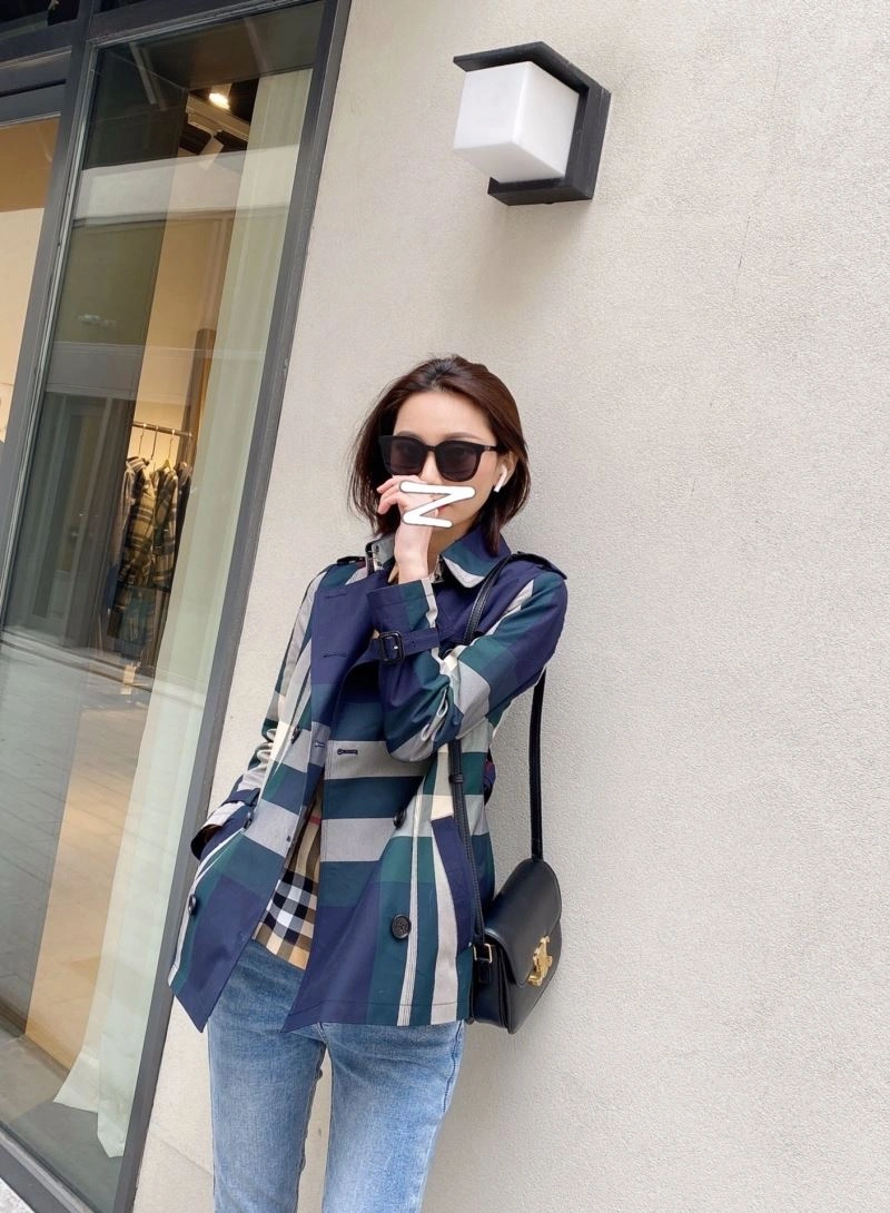 Breathable Burberry Outwear 103738