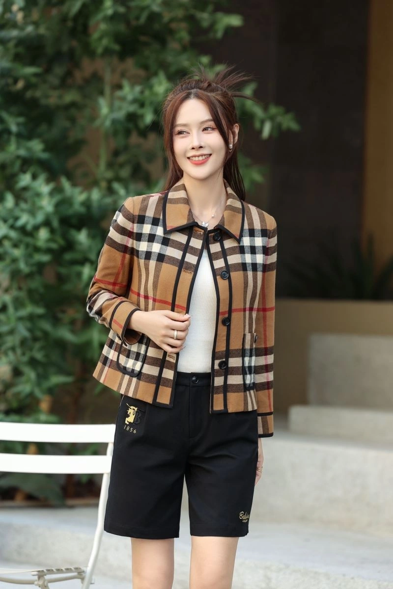 Cozy Burberry Outwear 103731